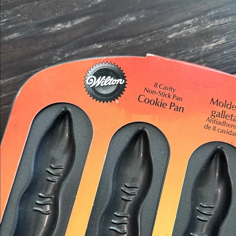 Wilton Halloween Orange and Black Cookie Pan